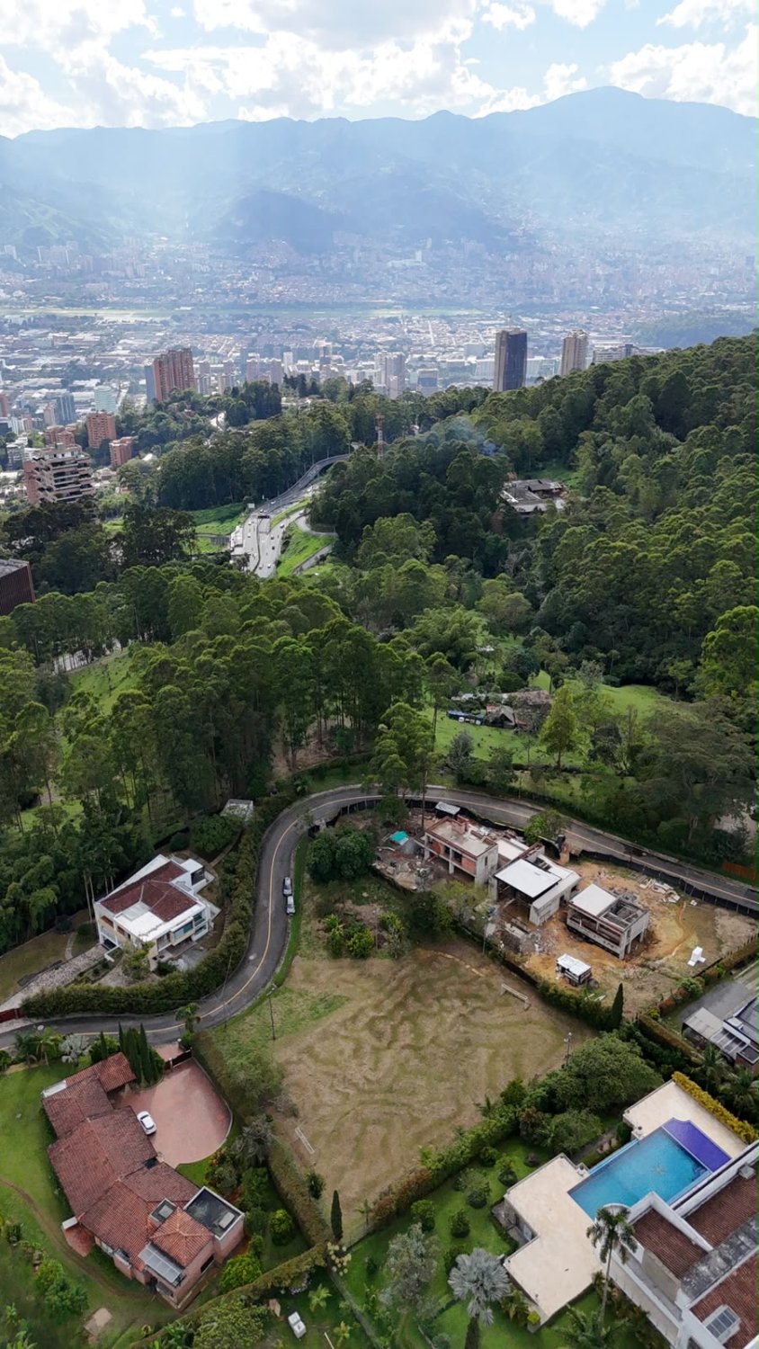 Exclusivo lote para desarrollar proyecto inmobiliario en el poblado (Casa ) — 7