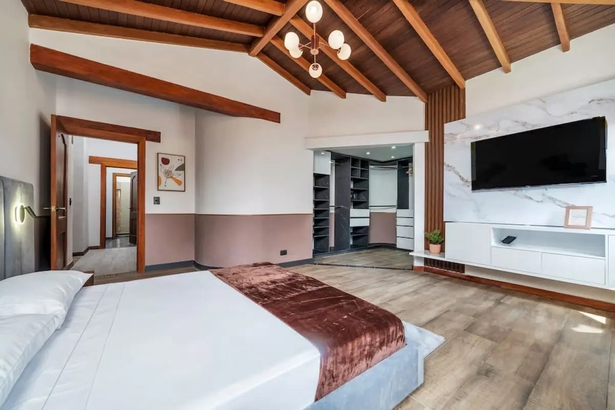 Luxury Villa for Rent – El Poblado - 17