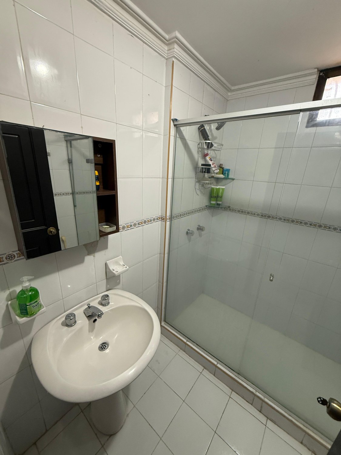 Moderno Apartamento en Altos Deriomar - Image 5