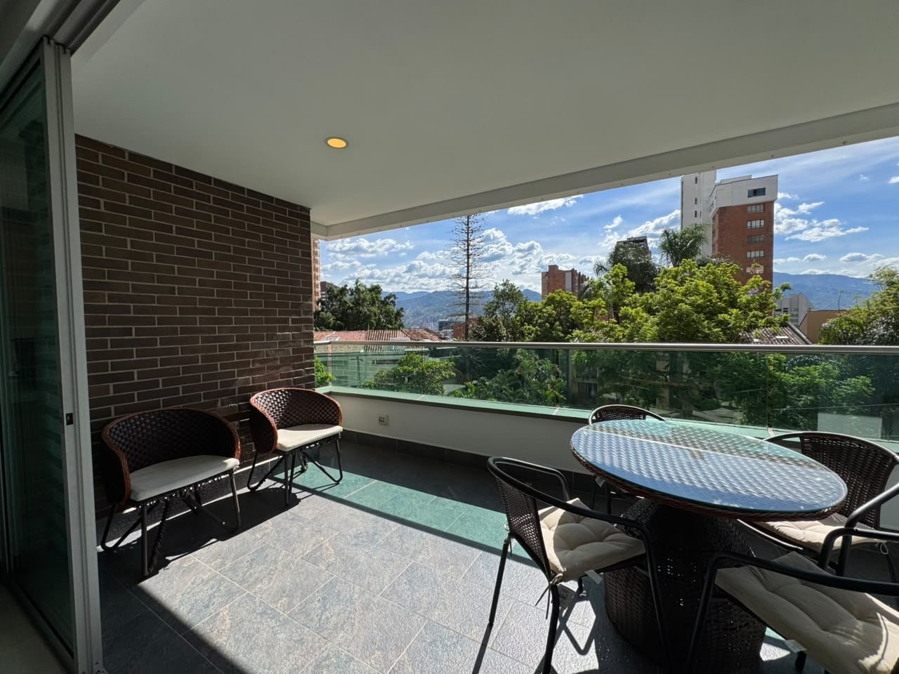 Apartamento completamente dotado en Renta en el sector de milla de oro  — 22