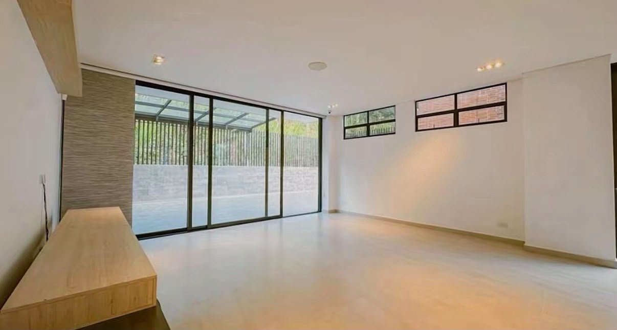 Exclusiva Casa Campestre en Renta y venta  — 5