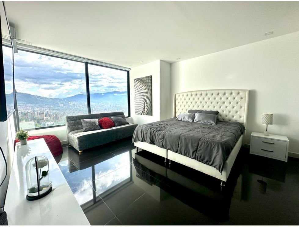 Exclusivo penthouse en el sector de san lucas en Venta y Renta amoblado  - Image 16
