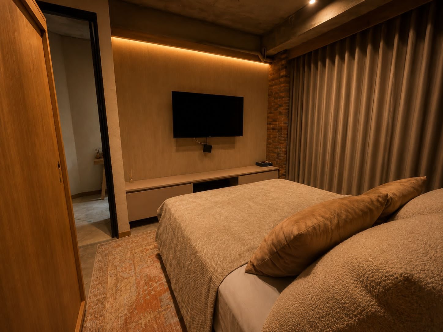 Ultra-Luxury Smart Apartment – El Tesoro, Medellín — 12
