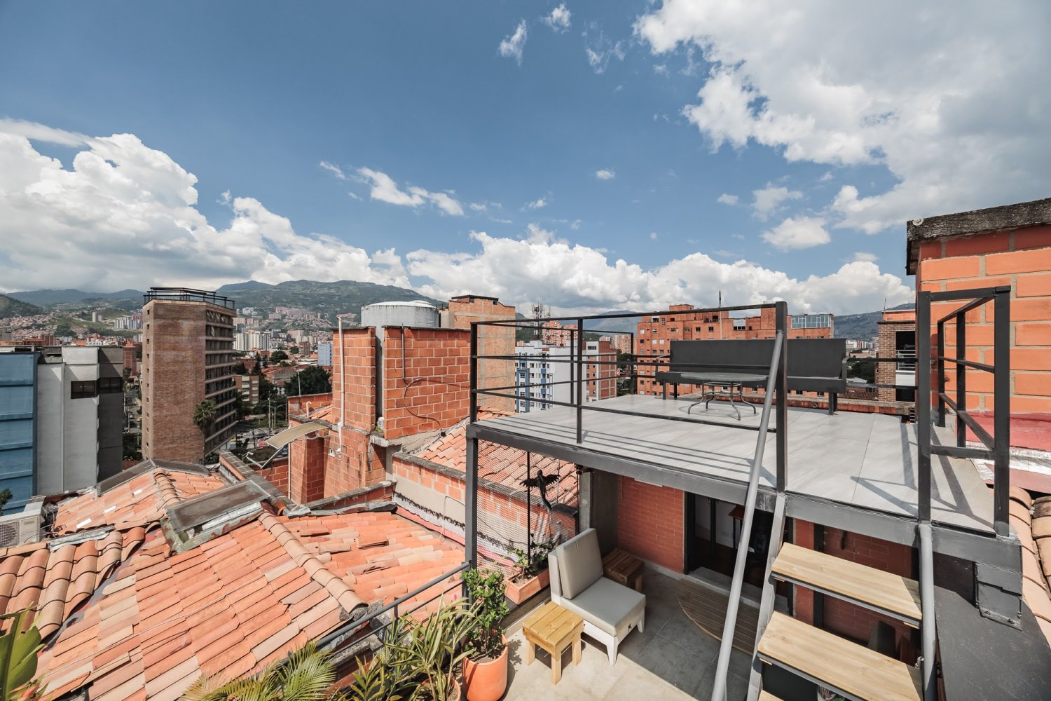 Wellness Loft Apartment – Laureles, Medellín — 14