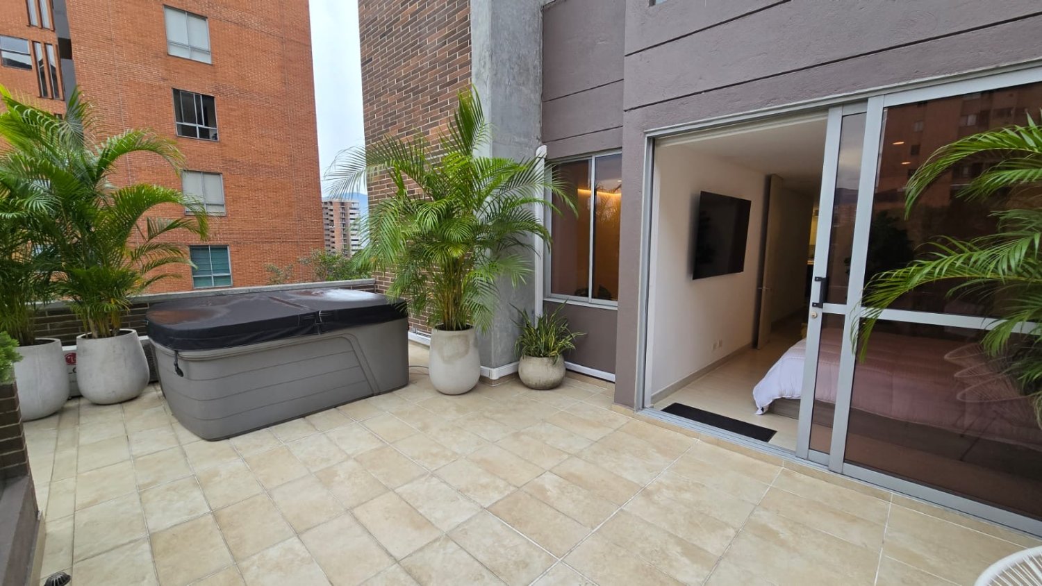 Apartamento disponible en Renta amoblado o venta  - Image 13