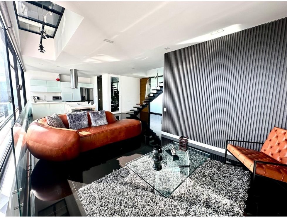 Exclusivo penthouse en el sector de san lucas en Venta y Renta amoblado  - Image 2