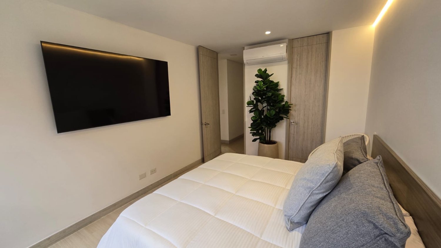 Apartamento disponible en Renta amoblado o venta  - Image 14