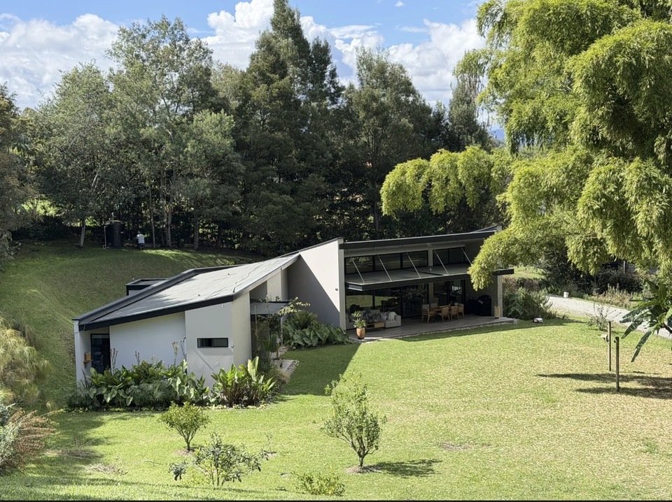 Gran casa Campestre Disponible en Venta en Rionegro  — 1