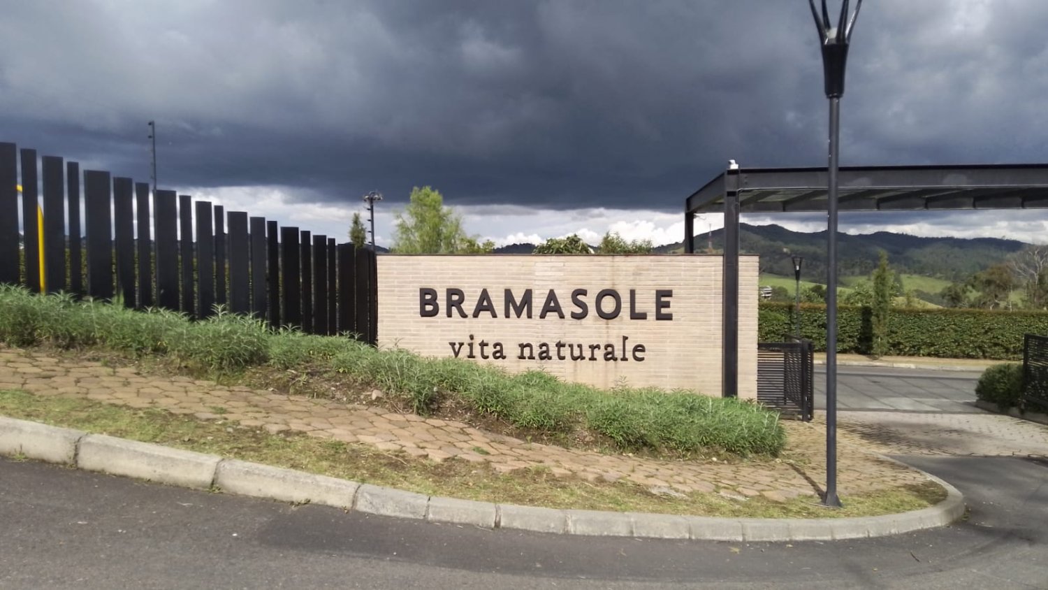 En venta amplio Lote en Bramasole  - Image 2