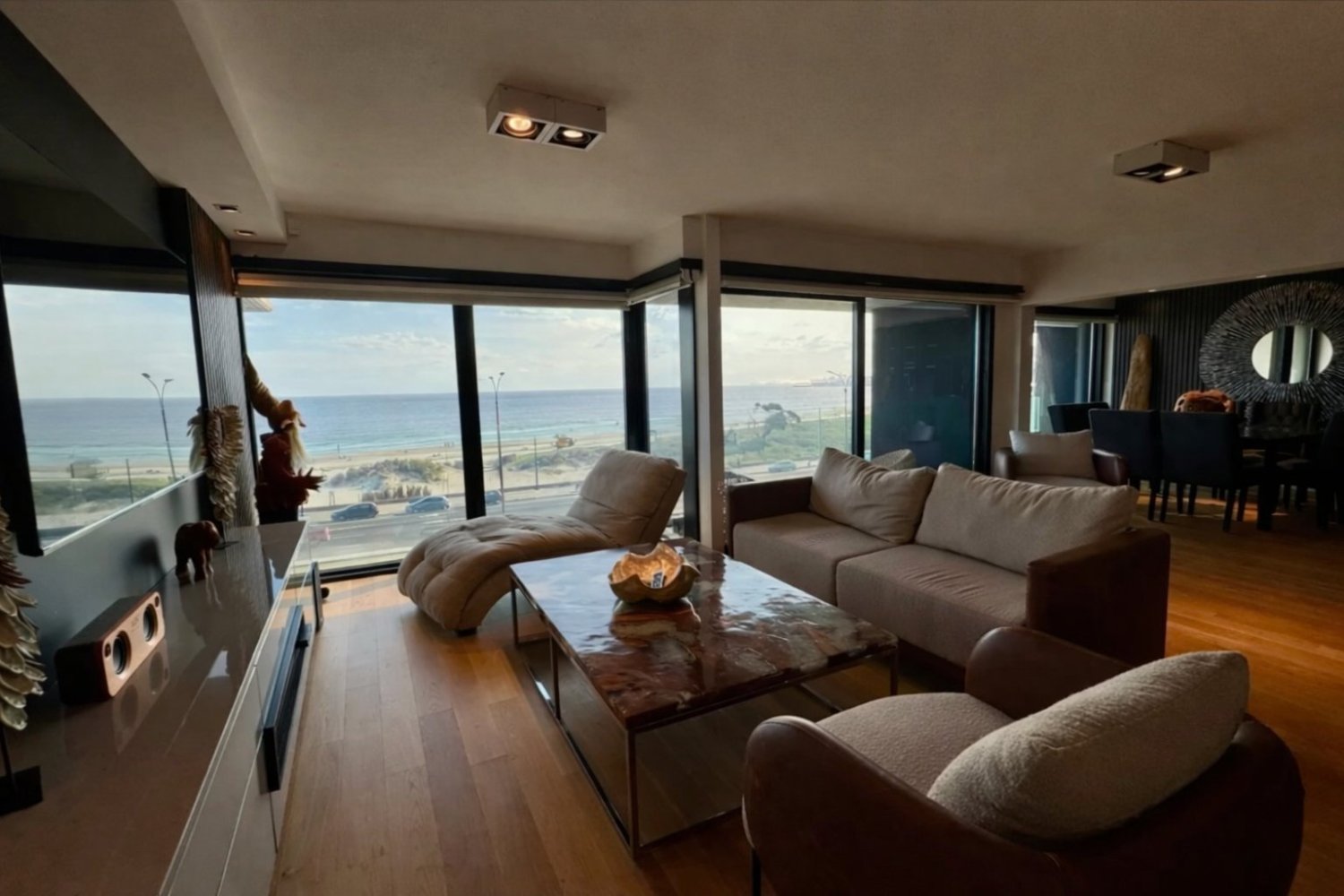 Exclusivo Apartamento Frente al Mar en Malvín - Image 15