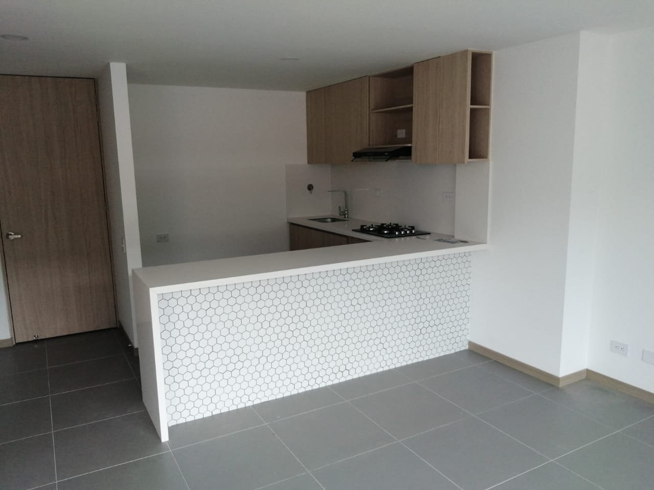 Apartamento en Venta La Guayabal Cerca a el poblado Con Facil acceso por Regional  - Image 11