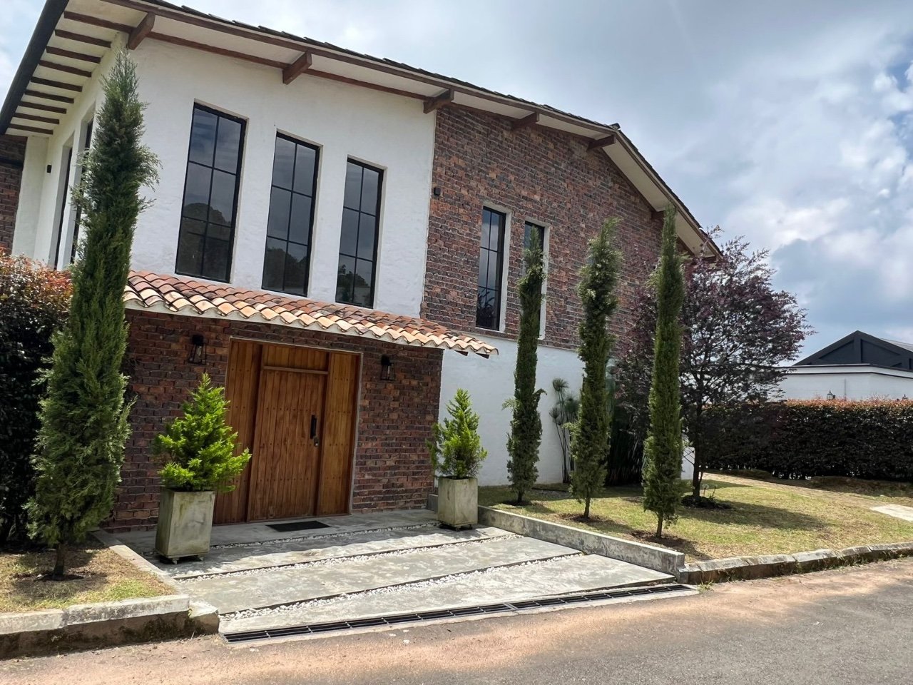 Hermosa Casa campestre en Venta en Altos de escobero  — 1