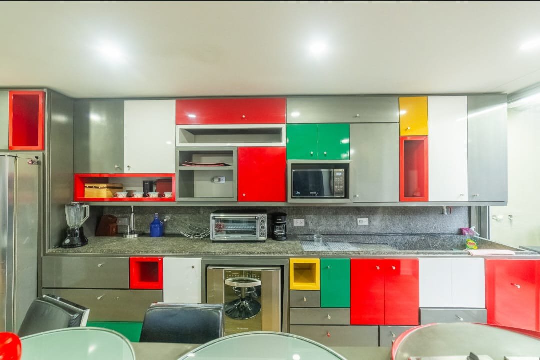 Renta de Apartamento amoblado a cerca a Provenza  - Image 2