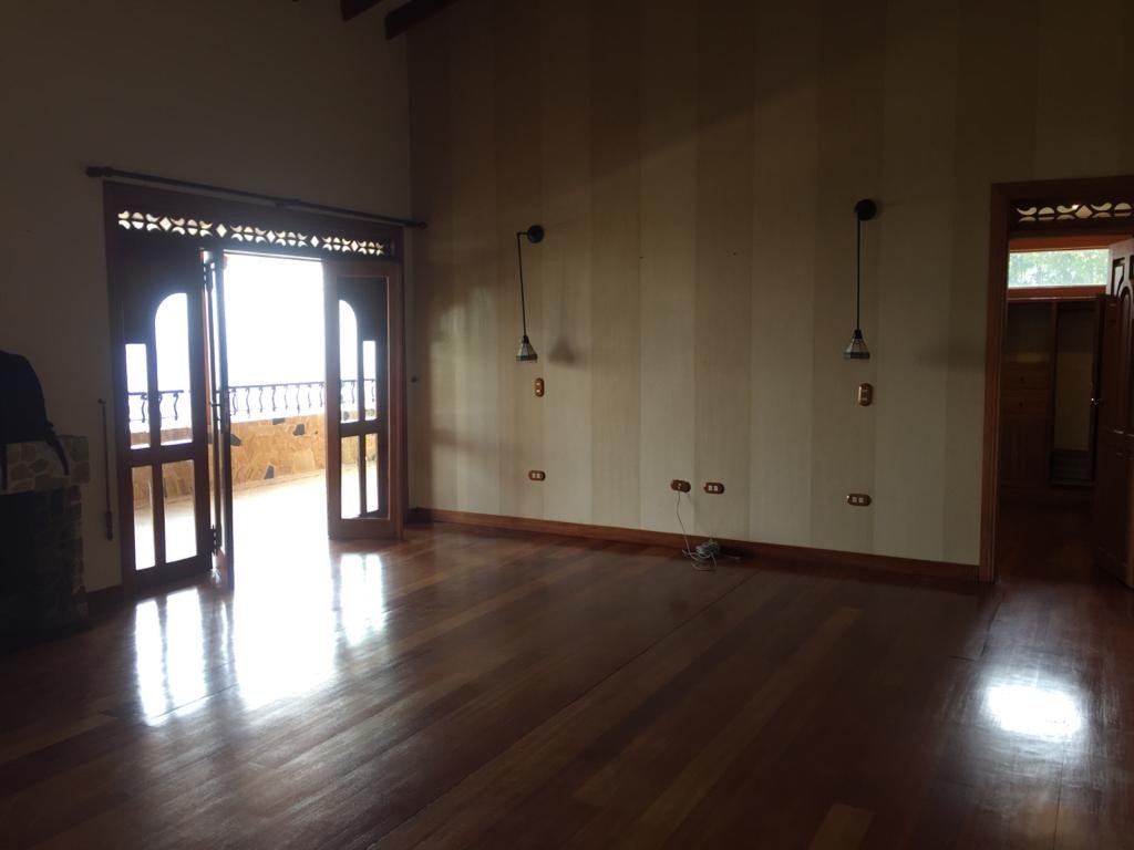 Exclusiva casa en Sabaneta con piscina privada  - Image 18