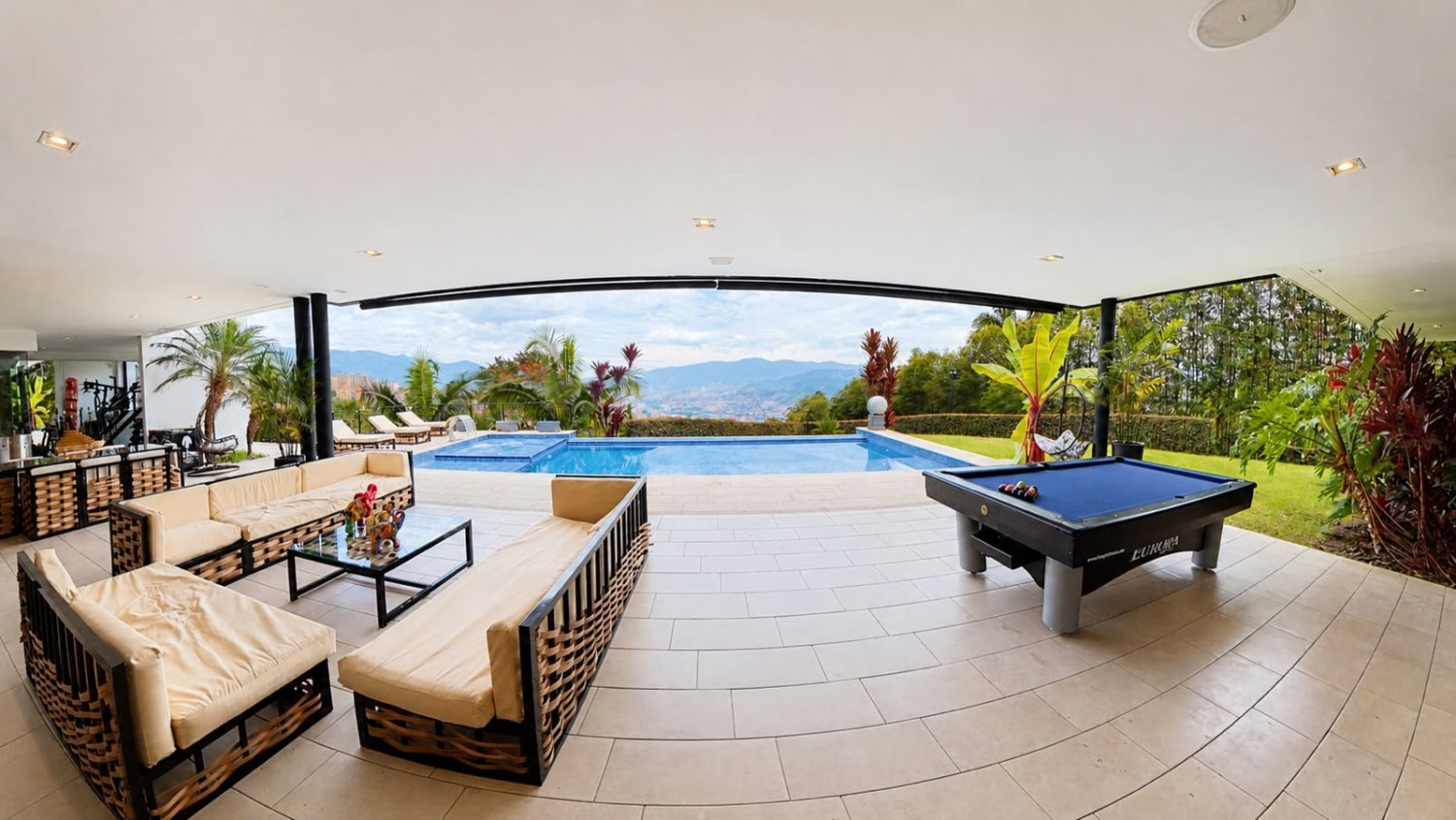 Luxury Villa for Rent – Las Palmas, Medellín - 7