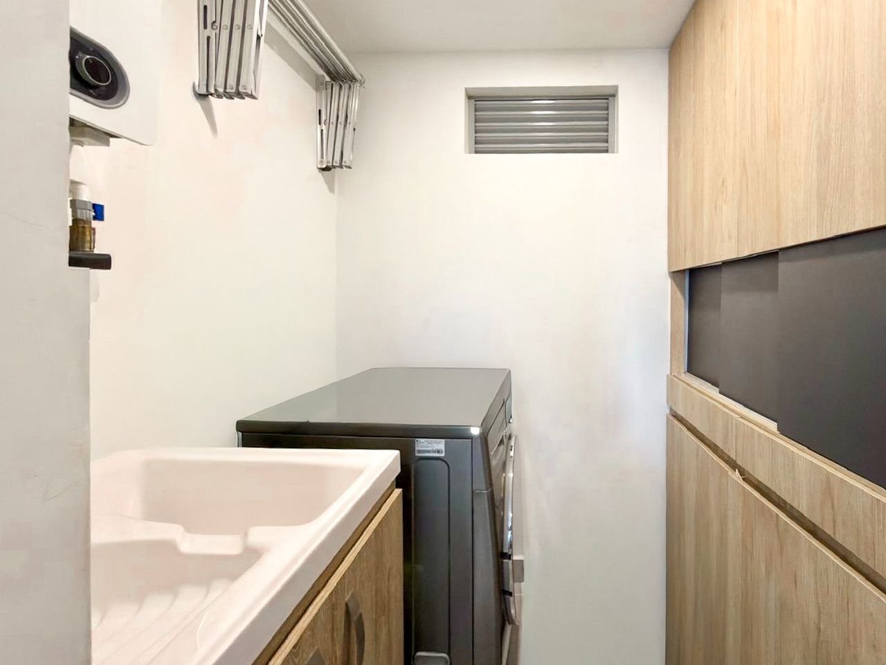 Venta De moderno apartamento en Ciudad Del Rio Medellin - Image 18