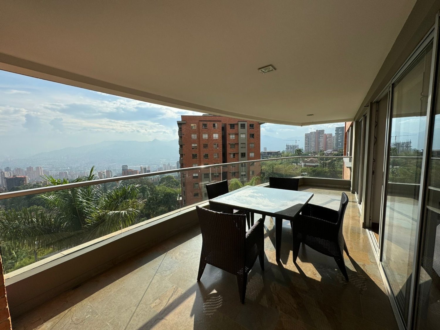 Exclusiva propiedad en Renta y Venta  - Image 11