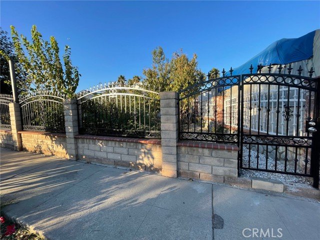 1bd 1bath Cottage House in Tarzana - Image 1