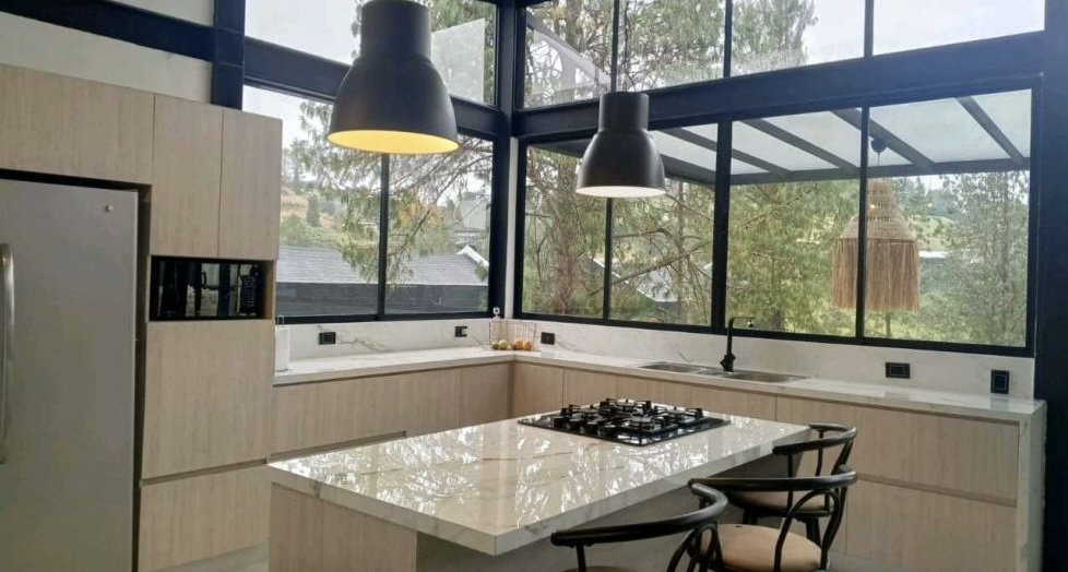 Gran casa disponible en Renta y Venta en altos de Escobero  — 6