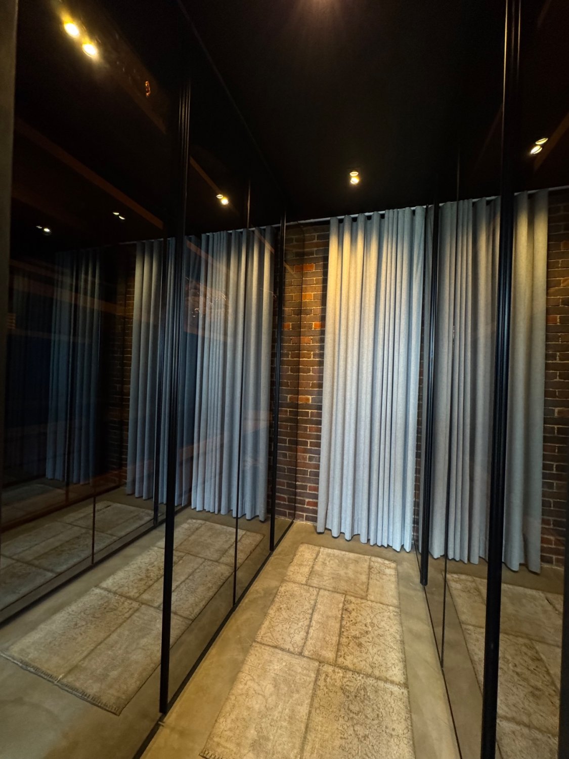 Penthouse - Universal  - Image 13