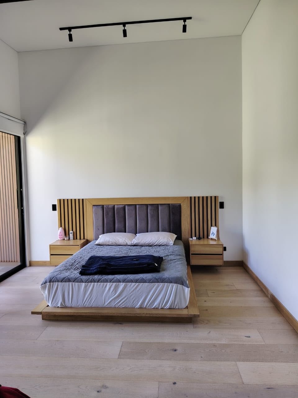 Exclusiva Casa Disponible en Renta amoblada en las palmas  — 4