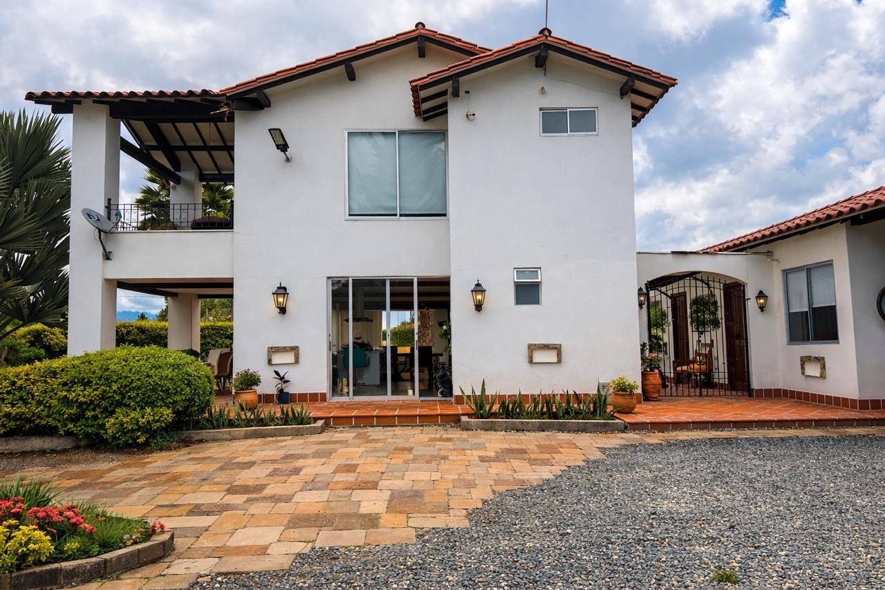Gran Casa campestre en Renta y en venta en el Sector de Guarne  — 21