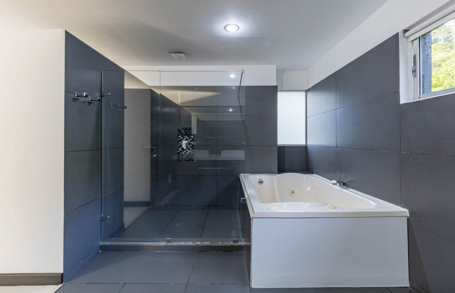 Luxury Villa for Short-Term Rental – Gringo - 14