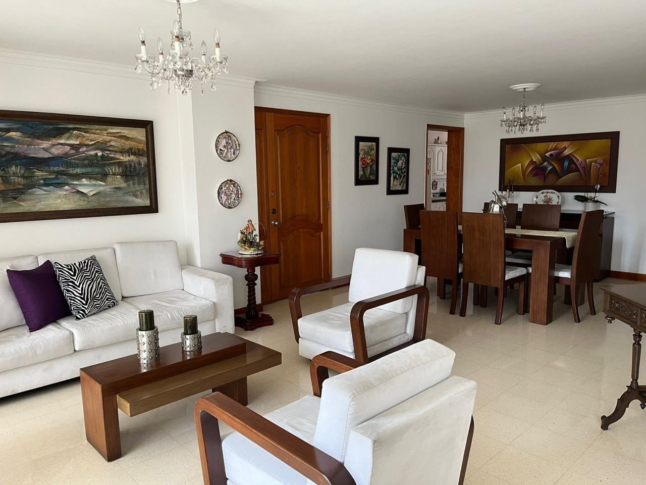 Gran Pentohouse en Venta en Laureles. - Image 4