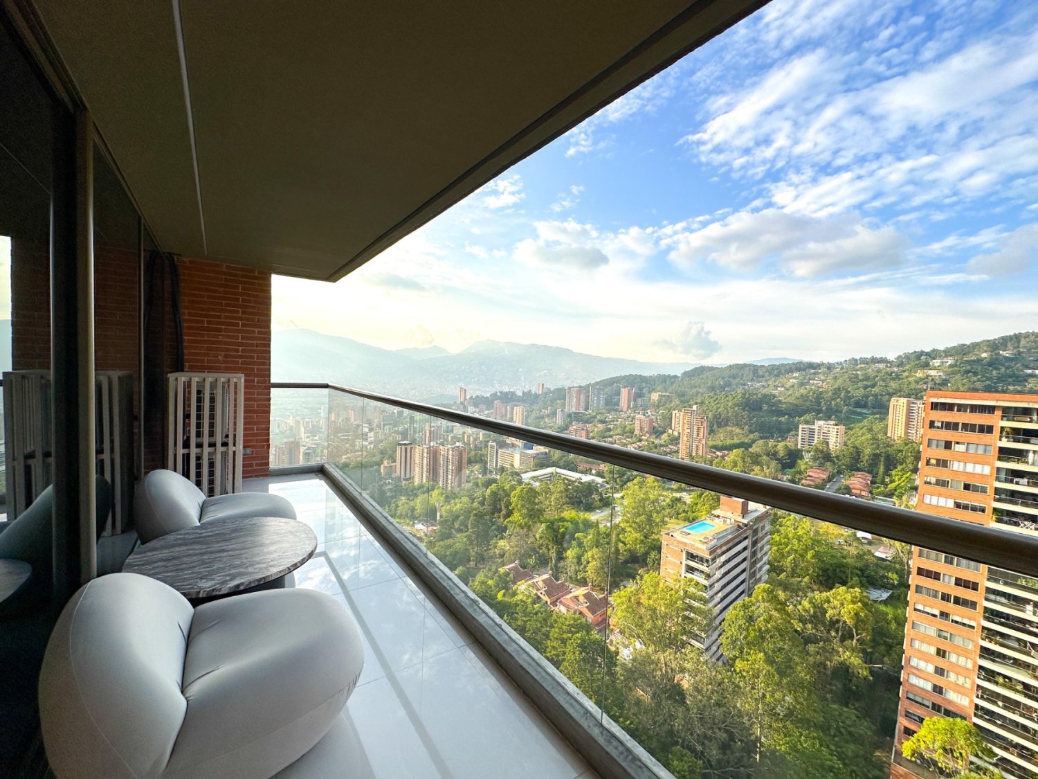 Exclusivo Apartmento deAlujo completamente Dorado en Renta  — 15