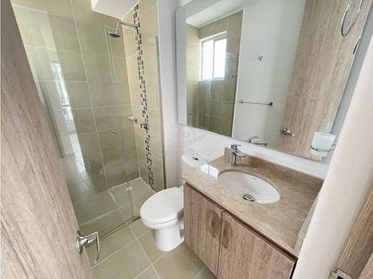 Hermoso apartamento nuevo en Alameda del Río - Image 3