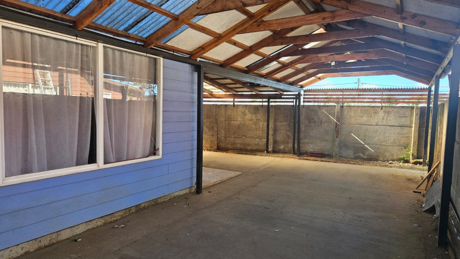 Casa en arriendo en Villa Galilea, Amplio terreno y excelente conectividad - Image 2