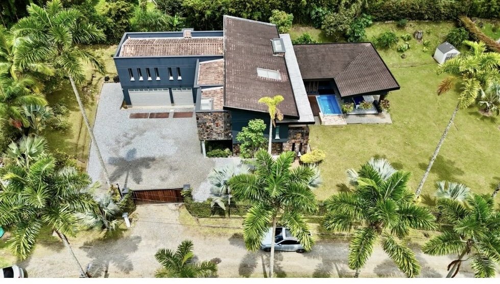 Gran casa Campestre con piscina Privada en Renta  — 17