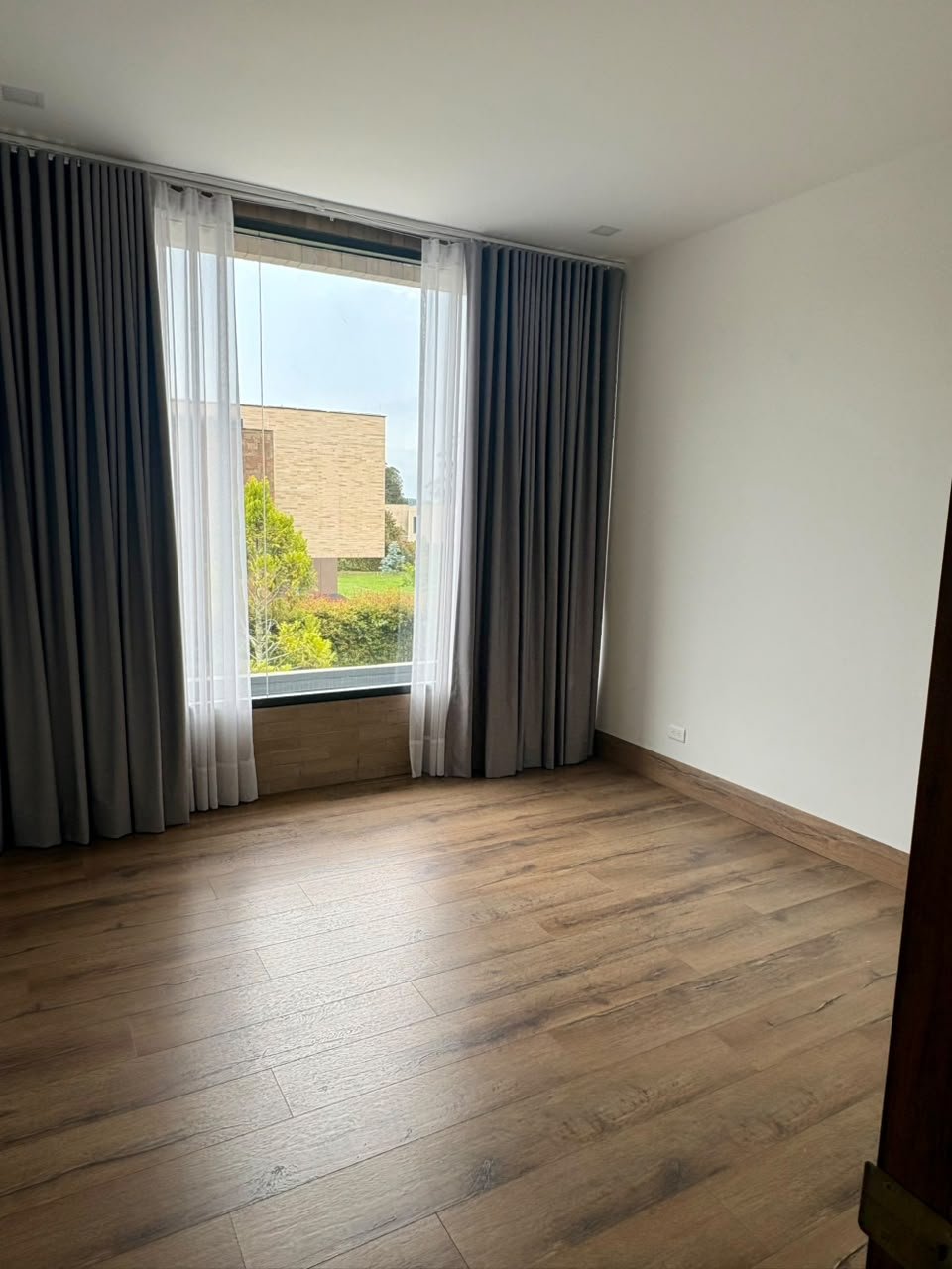 Exclusiva Casa en el alto de las palmas en Venta y renta  — 14