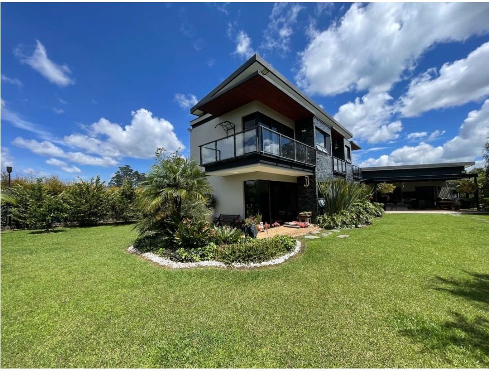 Exclusiva Casa en Rionegro  - Image 5