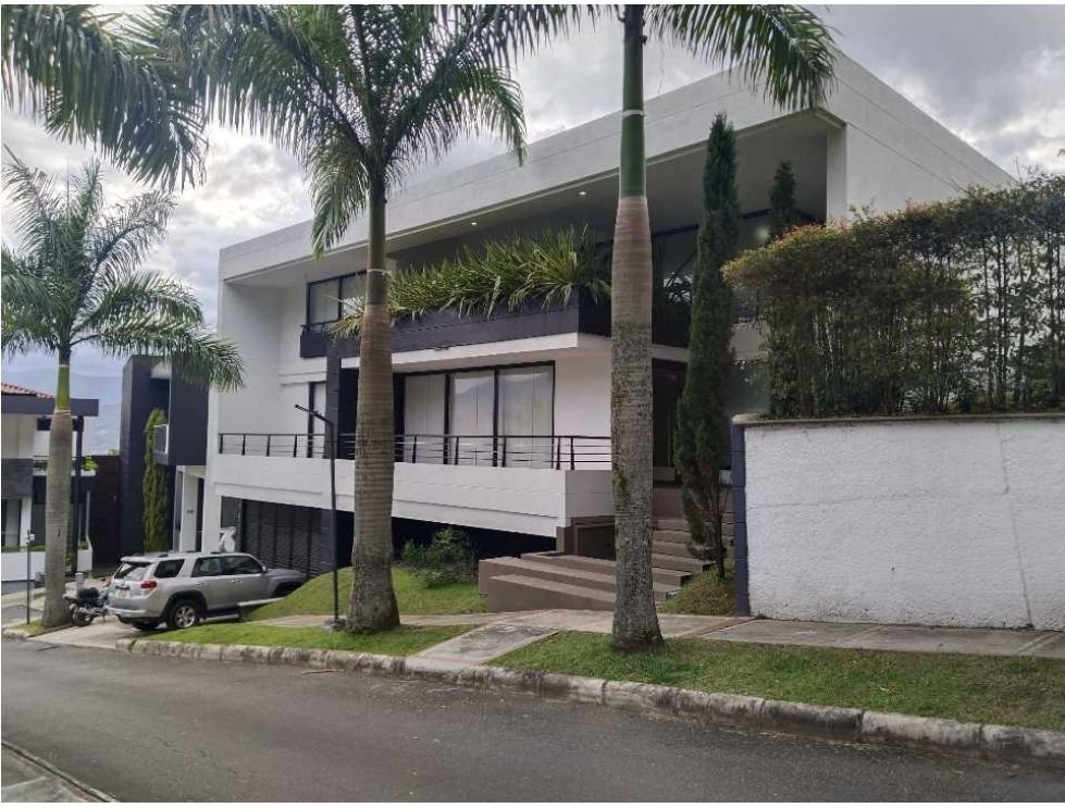 Exclusiva casa campestre en venta en el sector de chuscalito (Altos del poblado )  — 2