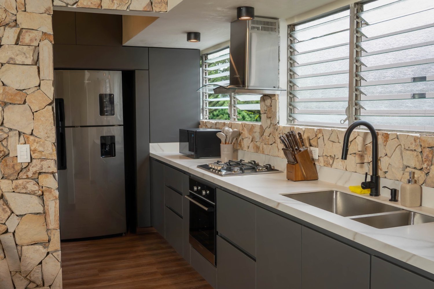 Daily Rentals Allowed -Apartment for Sale – Calle 10, El Poblado
