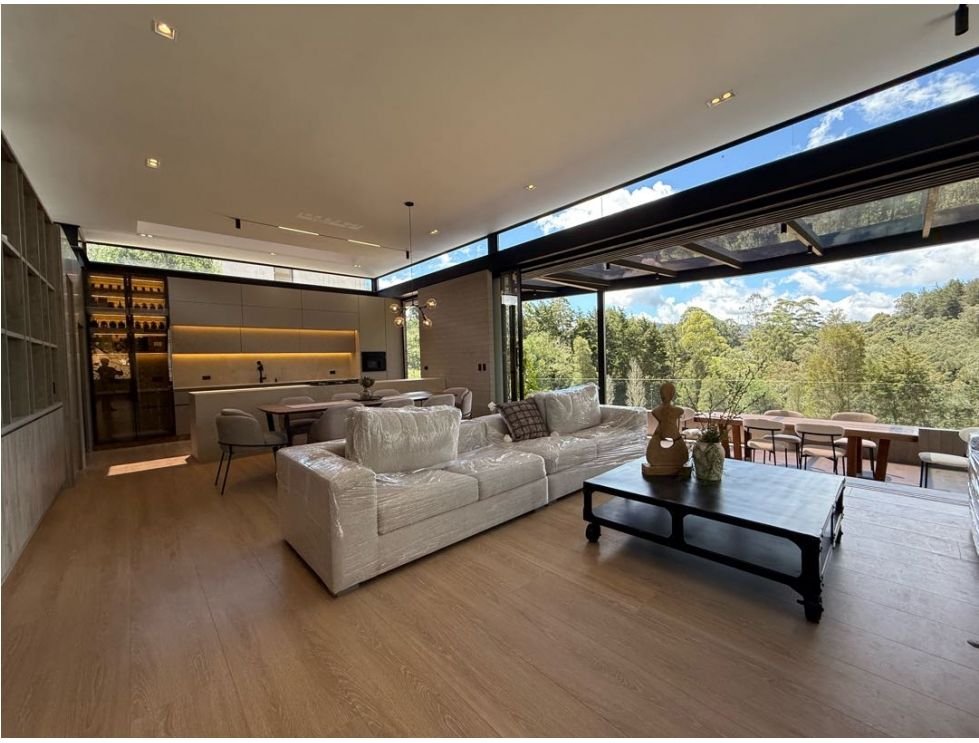 Moderna Casa Disponible en Venta en el alto de las palmas  — 10