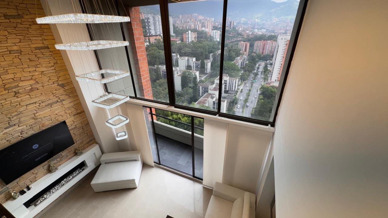 Exclusivo Apartamento en venta (Duplex) - Image 2