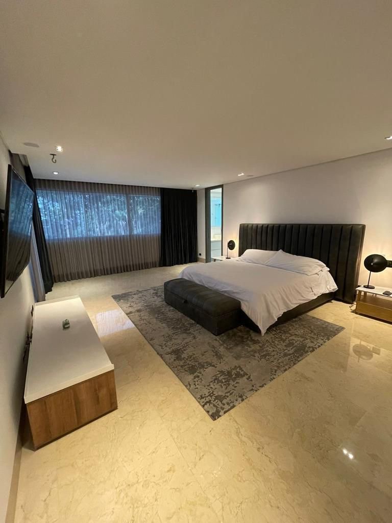 Exclusivo Apartamento de 700 metros en Renta Amoblada  - Image 14