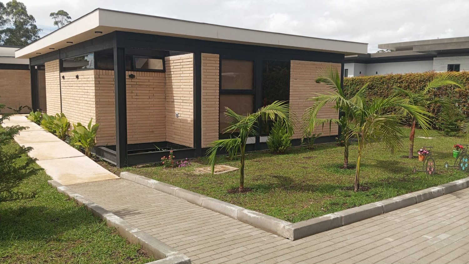 Exclusiva Casa en Venta y Renta en el Sector de Llano grande  — 5