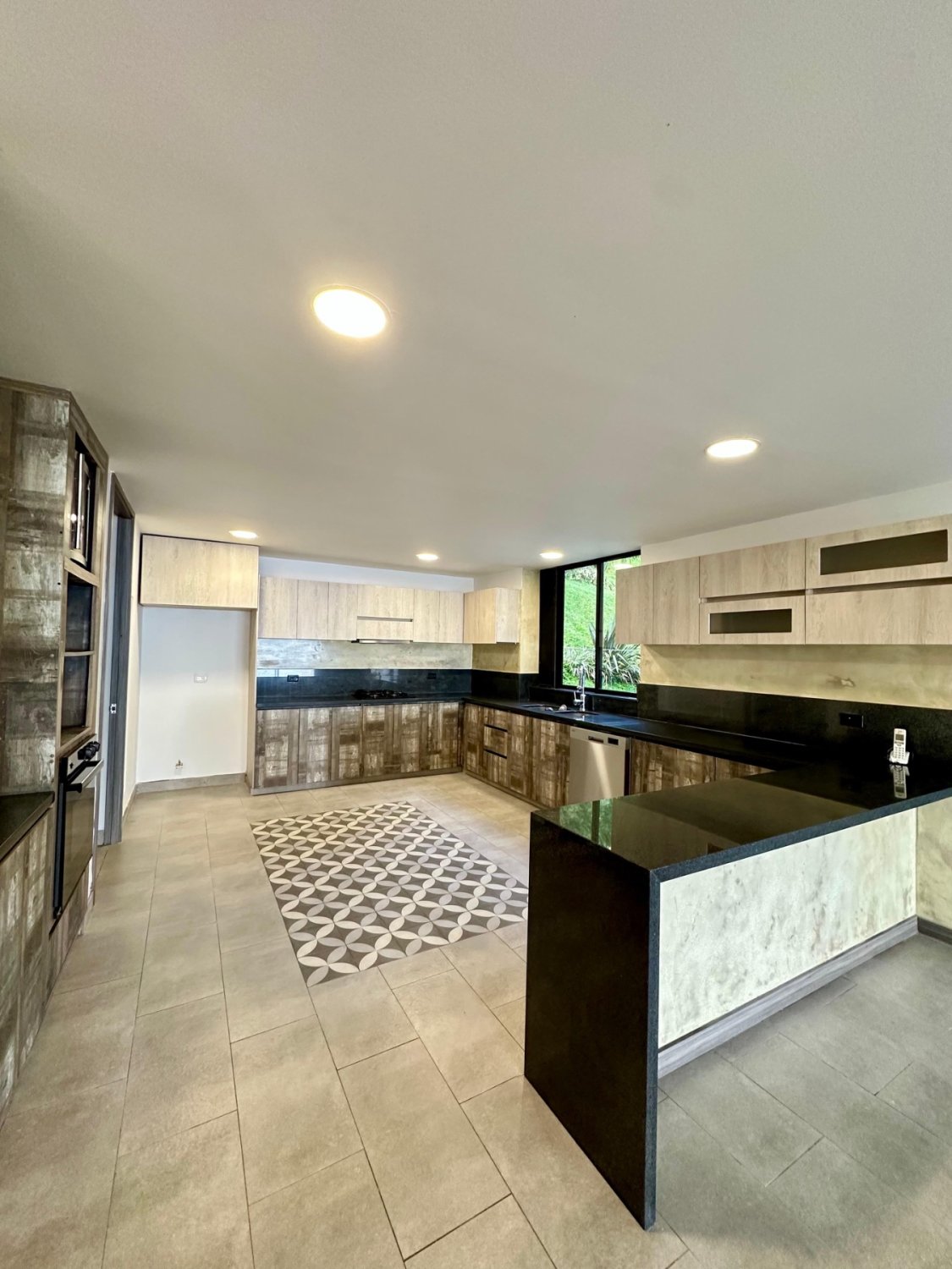 Casa Campestre Disponible en Venta  - Image 12