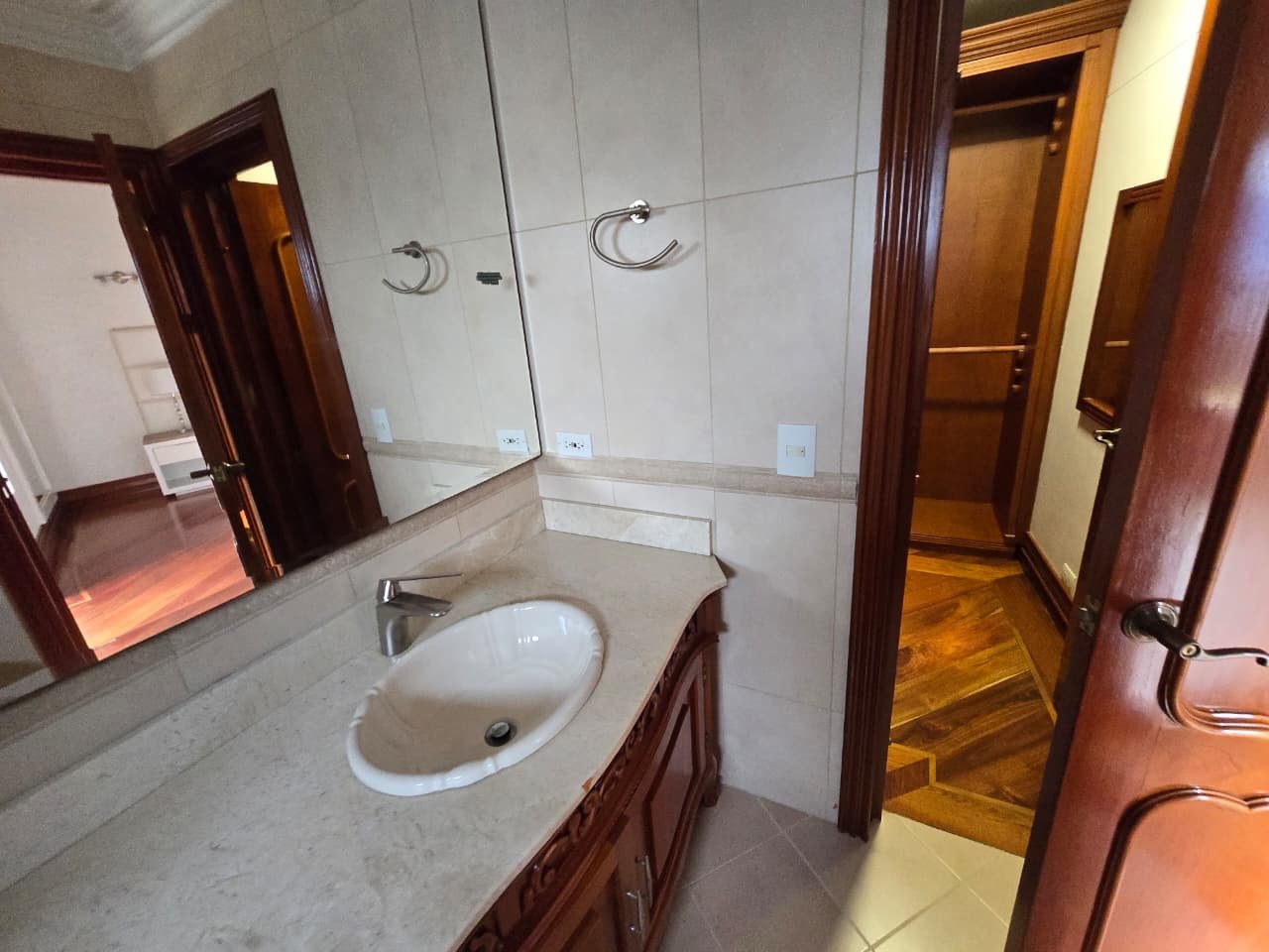 Gran Casa colonial en venta y renta en Altos del Escobero 🏠 - Image 23