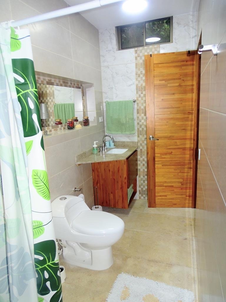 En Renta y Venta exclusiva Casa con piscina Privada  - Image 11