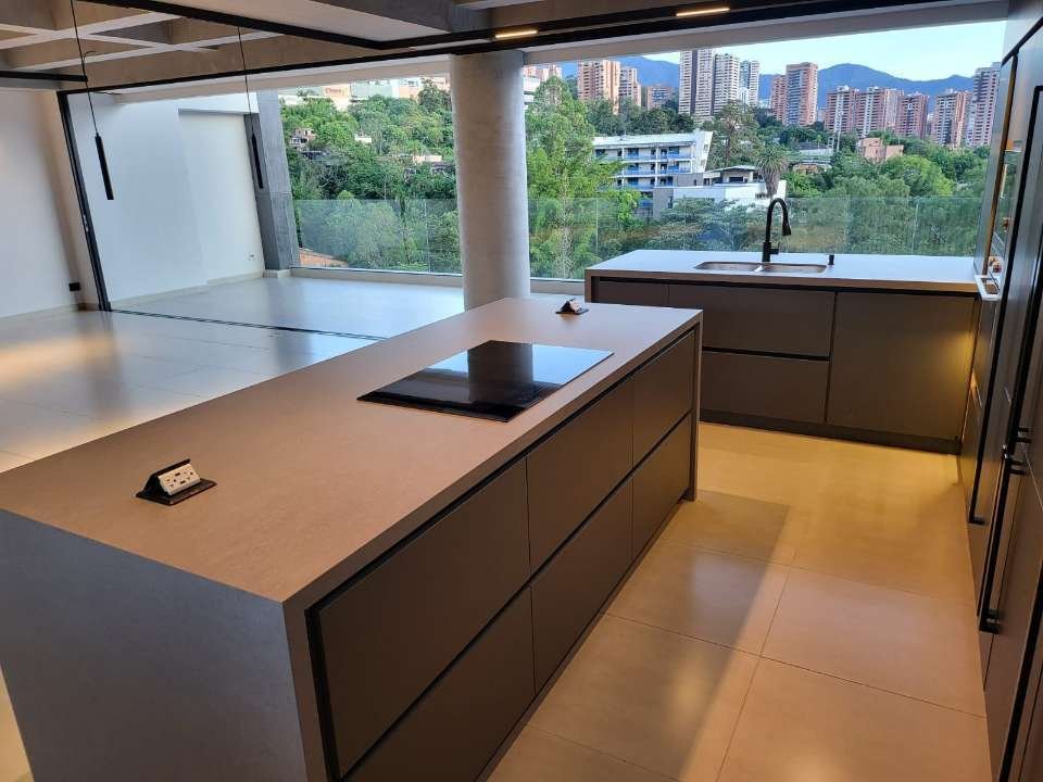 Hermoso apartamento con Doble altura y vista extraordinaria  — 1
