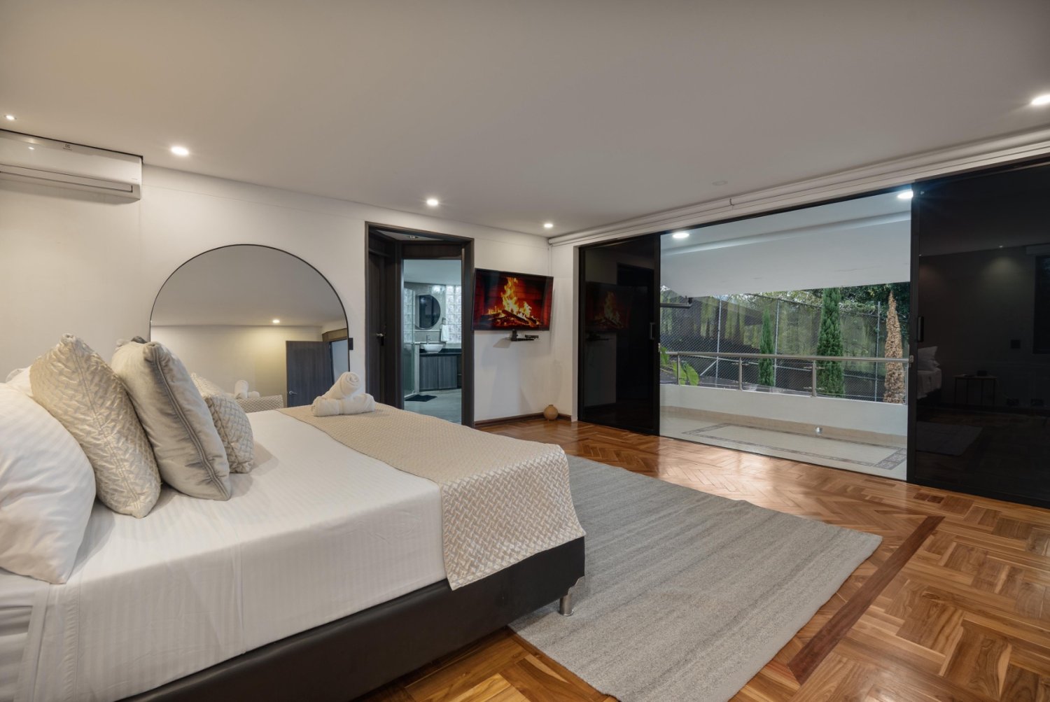 Exclusiva Villa en el sector de San Lucas para rentas Cortas (Grupos) - Image 20