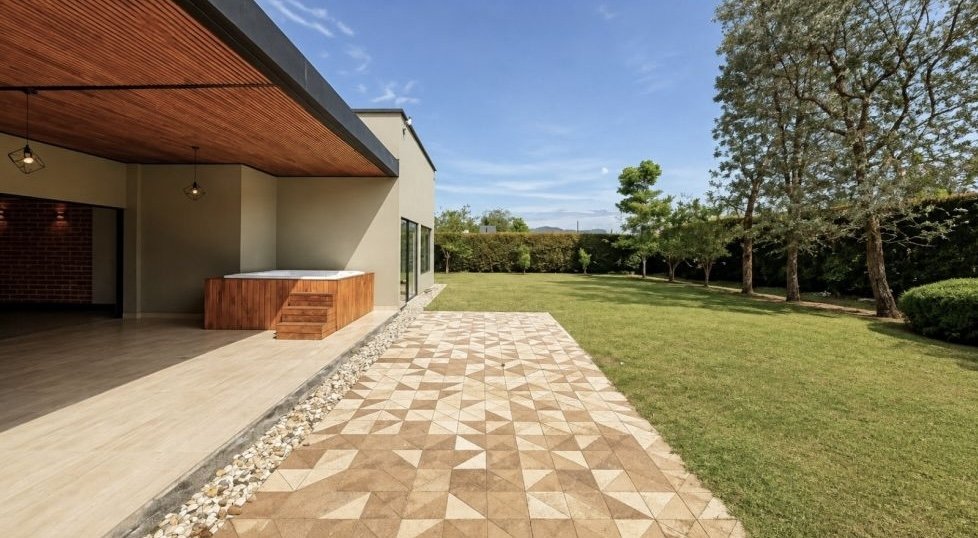 Exclusiva Casa campestre en Renta y venta Llano Grande  — 18