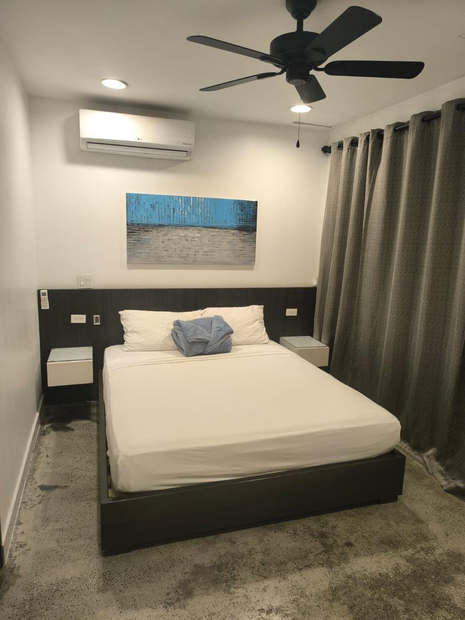 Turnkey Furnished Building for Sale – Manila, El Poblado - 10