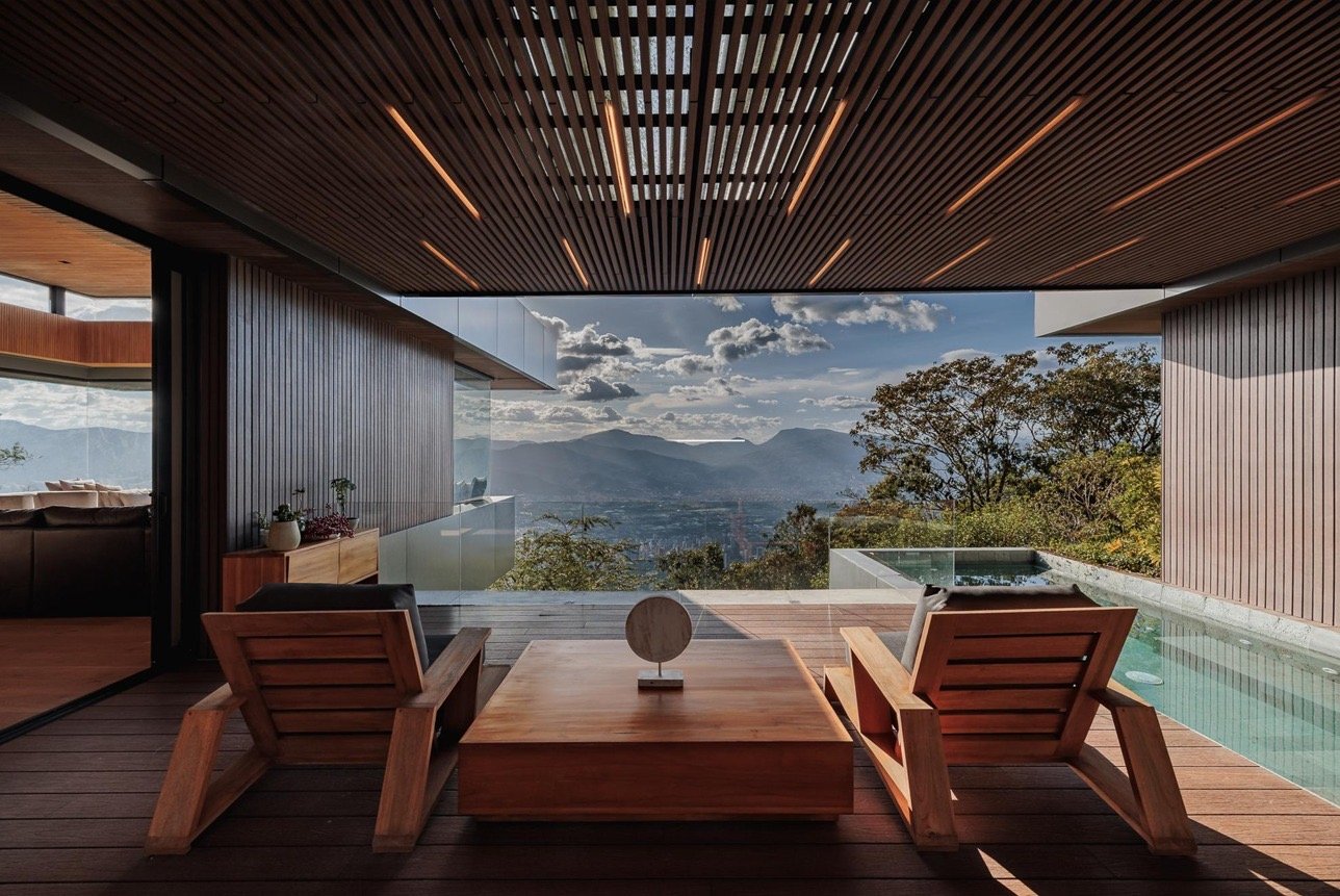 Exclusiva casa de lujo en Venta con la mejor Vista a la ciudad de Medellín  - 14