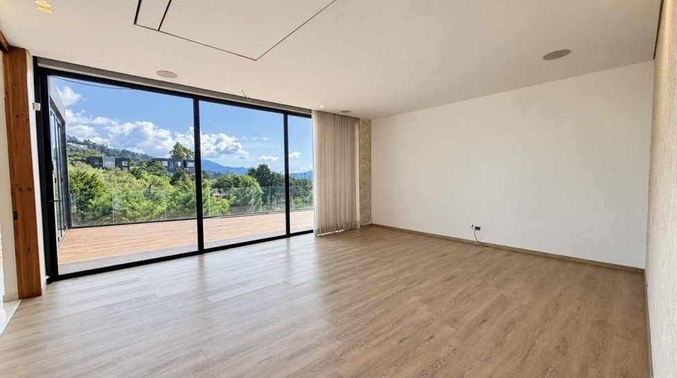 Exclusiva Casa en Renta y venta en la zona más Prestigiosa del Poblado — 9
