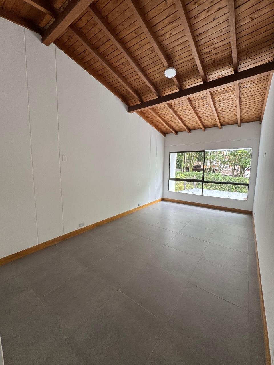 Hermosa casa Remodelada en San Lucas en Renta - Image 10
